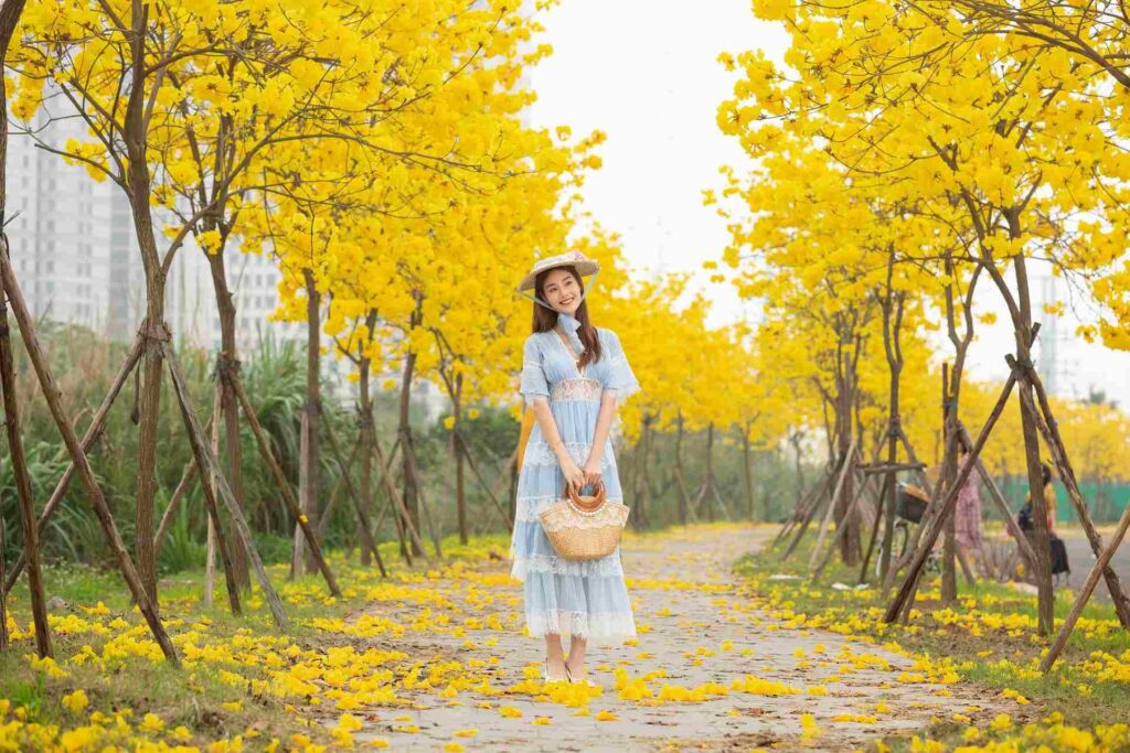 happy woman pic